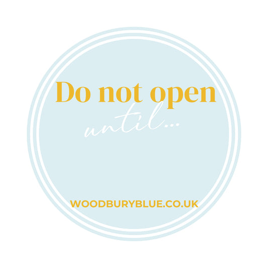 Do not open until... sticker for gift box